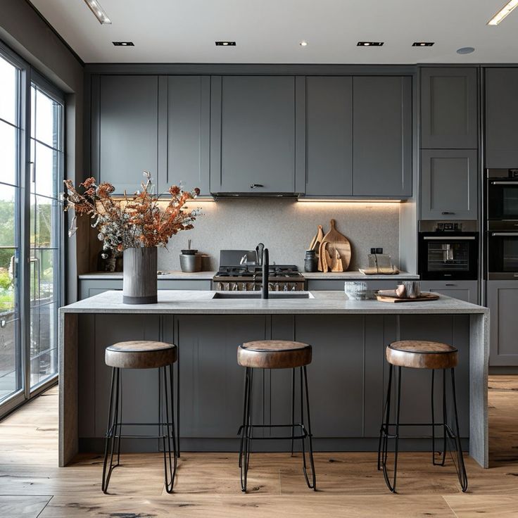 Gray Shaker Base Cabinet with Double Doors & Double Drawers